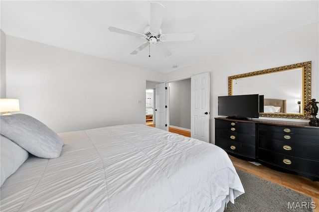 1187 Hawken Place, Webster Groves, MO 63119
