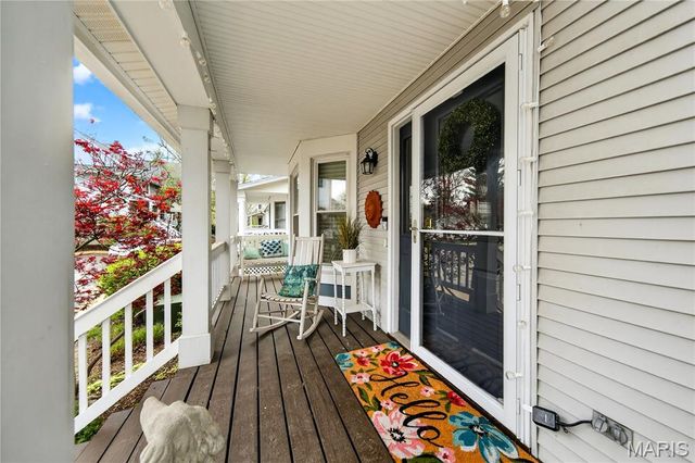 1187 Hawken Place, Webster Groves, MO 63119