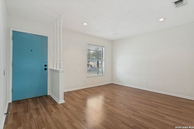 4407 Sun Vista Ln, San Antonio, TX 78217