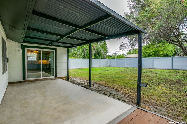 4407 Sun Vista Ln, San Antonio, TX 78217