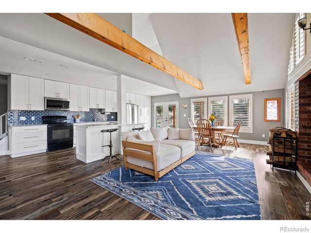 100 S Cucharas Mountain Court, Livermore, CO 80536