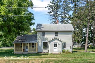 240 W 3rd Street, Imlay City, MI 48444