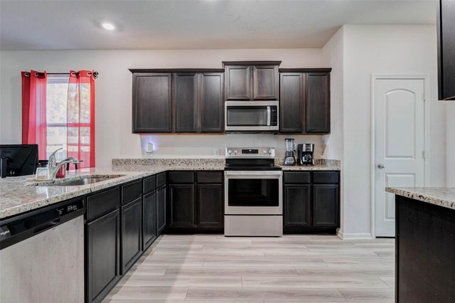 25423 Glacier Lake Drive, Cleveland, TX 77328