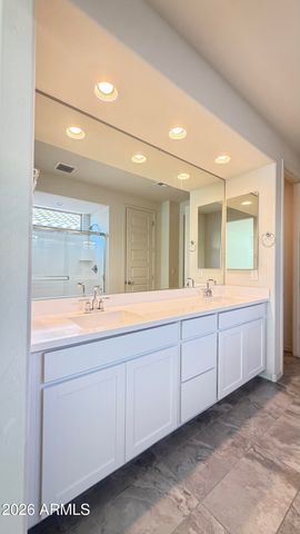 8529 S 67th Drive, Laveen, AZ 85339