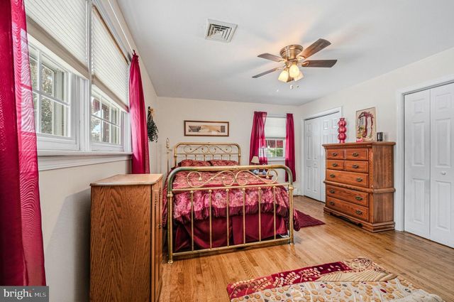 2308 BELFORD DR, Wilmington, DE 19808