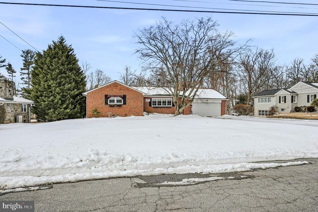 2308 BELFORD DR, Wilmington, DE 19808