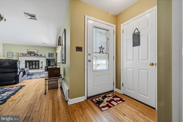 2308 BELFORD DR, Wilmington, DE 19808