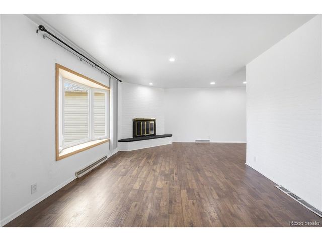 308 5th St, Dacono, CO 80514