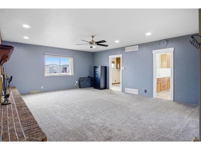 308 5th St, Dacono, CO 80514