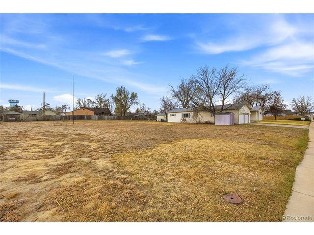 308 5th St, Dacono, CO 80514