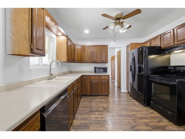 308 5th St, Dacono, CO 80514