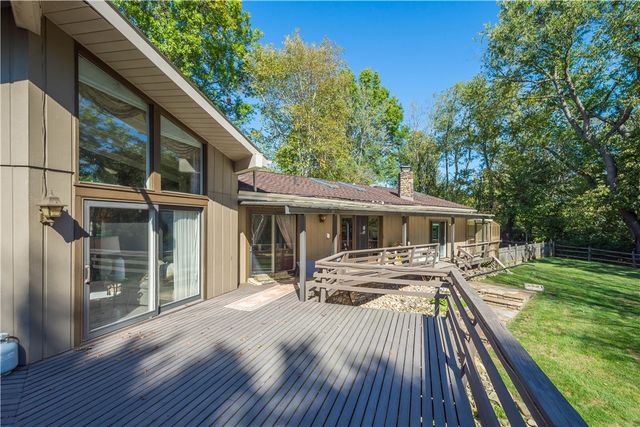 375 Wray Large Rd, Jefferson Hills, PA 15025