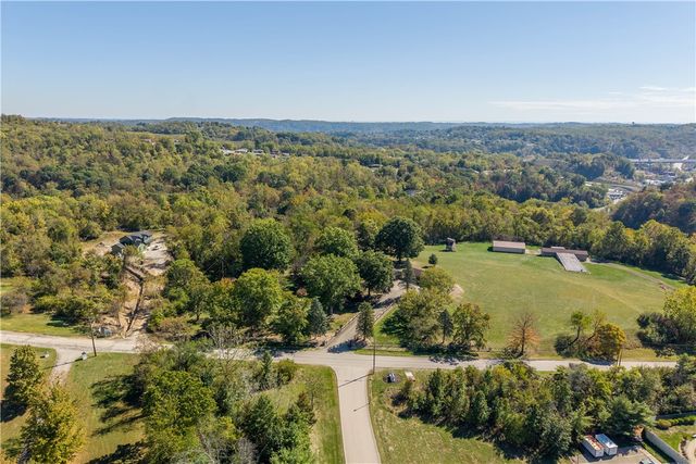 375 Wray Large Rd, Jefferson Hills, PA 15025