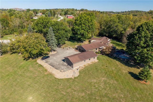 375 Wray Large Rd, Jefferson Hills, PA 15025
