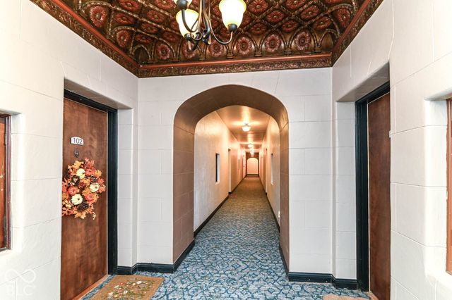 5347 N College Avenue 301, Indianapolis, IN 46220