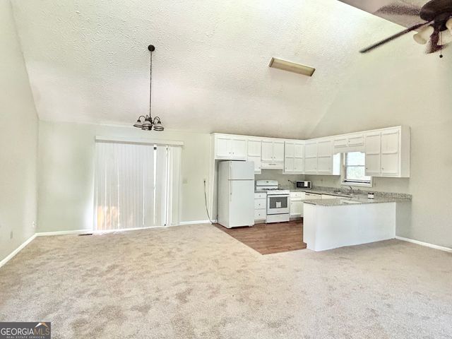 5955 Sutton Place, Douglasville, GA 30135