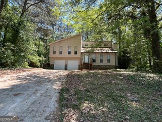 5955 Sutton Place, Douglasville, GA 30135