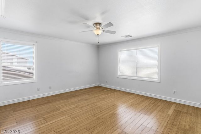 10143 Canyon Hills Avenue, Las Vegas, NV 89148