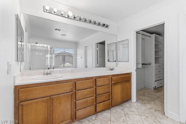 10143 Canyon Hills Avenue, Las Vegas, NV 89148
