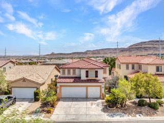 10143 Canyon Hills Avenue, Las Vegas, NV 89148