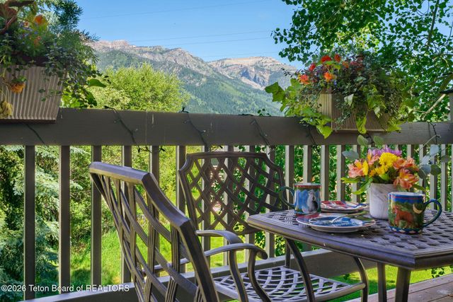 3950 N POND Drive 12, Wilson, WY 83014