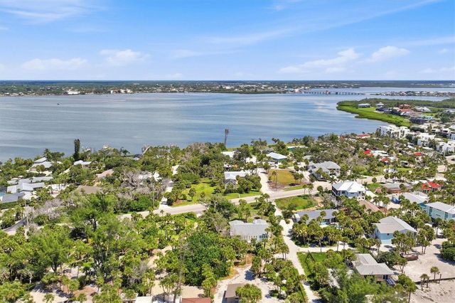 3050 N BEACH ROAD, Englewood, FL 34223