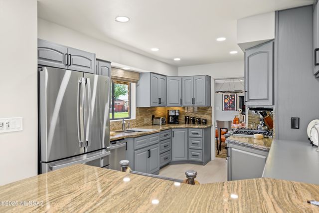 2917 E Hardy Place, Tucson, AZ 85716