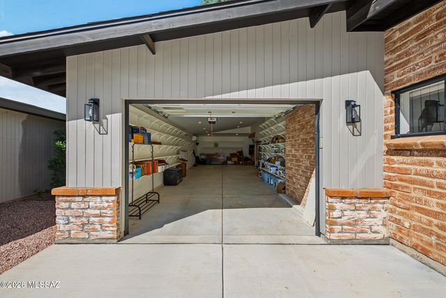 2917 E Hardy Place, Tucson, AZ 85716