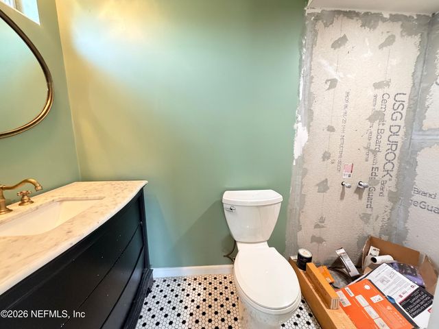 1806 MEMORY Lane, Jacksonville, FL 32210