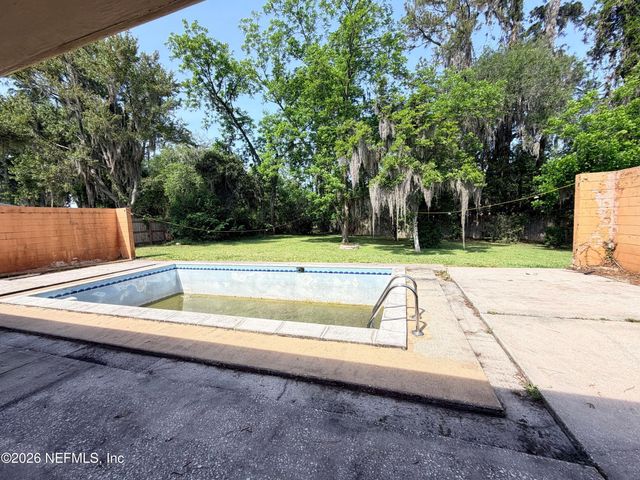 1806 MEMORY Lane, Jacksonville, FL 32210