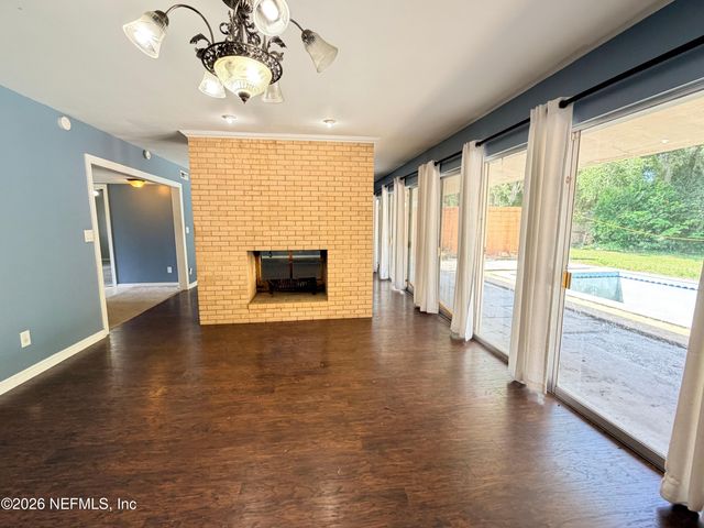 1806 MEMORY Lane, Jacksonville, FL 32210