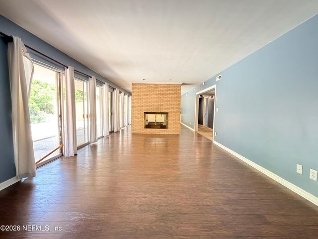 1806 MEMORY Lane, Jacksonville, FL 32210