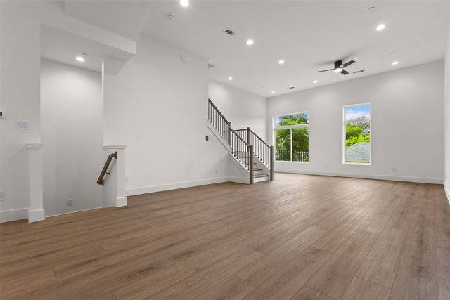 2203 Hondo Avenue 205, Dallas, TX 75219