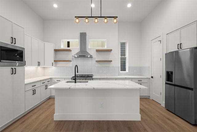 2203 Hondo Avenue 205, Dallas, TX 75219