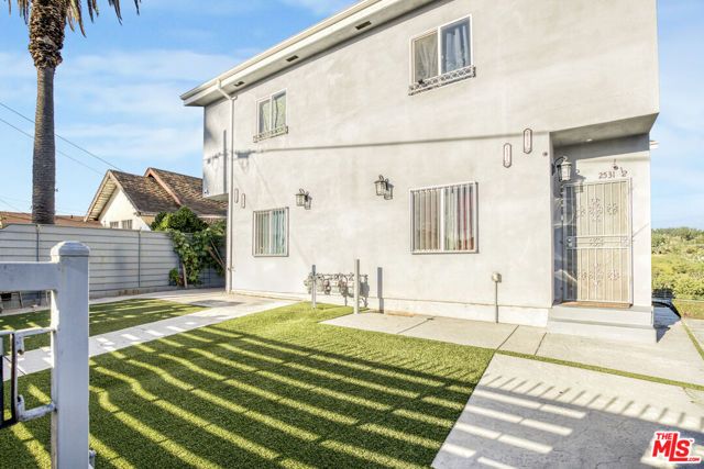 2531 Folsom Street, Los Angeles, CA 90033