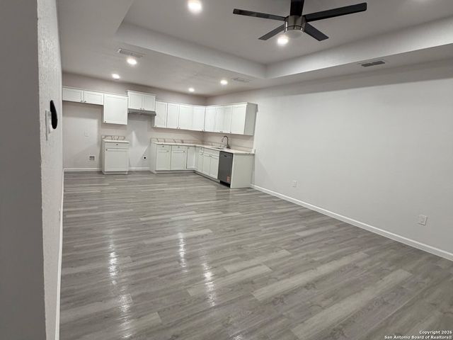 335 CR 1643 Clearview Drive, Moore, TX 78057