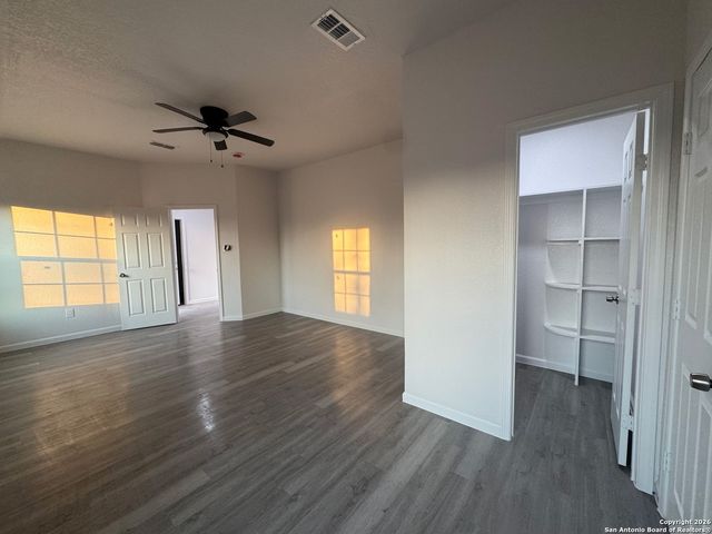 335 CR 1643 Clearview Drive, Moore, TX 78057