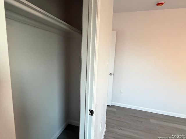 335 CR 1643 Clearview Drive, Moore, TX 78057