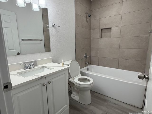 335 CR 1643 Clearview Drive, Moore, TX 78057