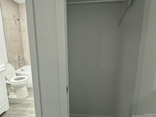 335 CR 1643 Clearview Drive, Moore, TX 78057