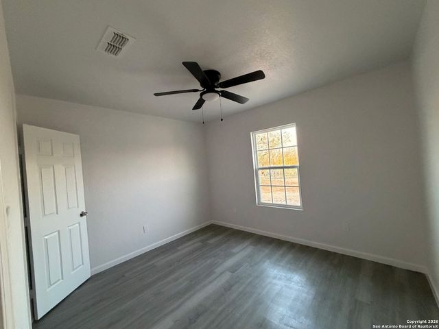 335 CR 1643 Clearview Drive, Moore, TX 78057