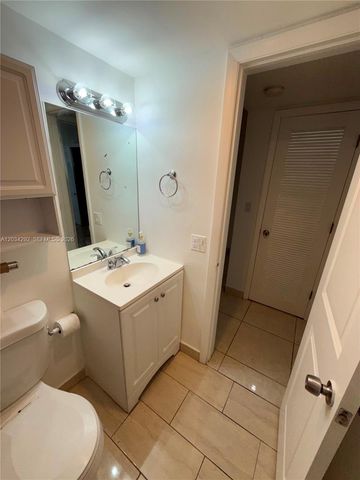 1800 79th St Cswy A202, North Bay Village, FL 33141