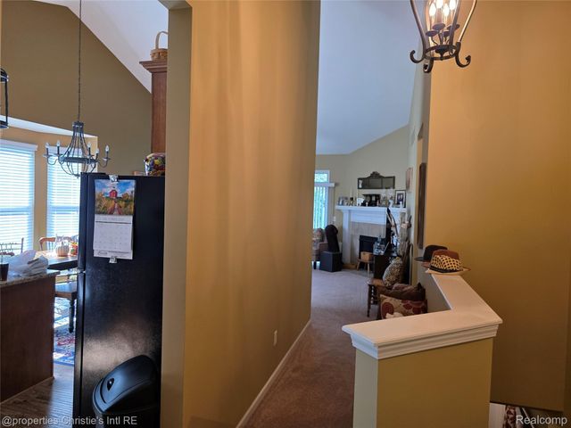 41321 Chestnut Drive, Clinton Charter Township, MI 48038