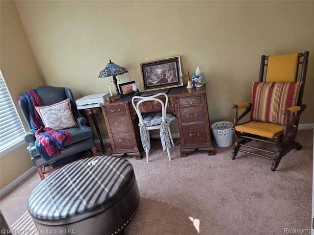 41321 Chestnut Drive, Clinton Charter Township, MI 48038