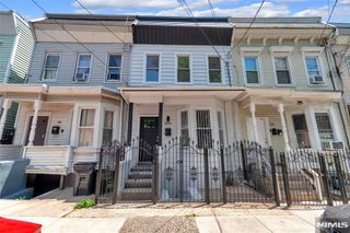 101 Garside Street, Newark, NJ 07104