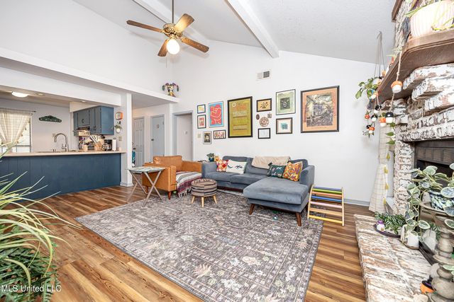 109 Reynolds Circle, Ocean Springs, MS 39564