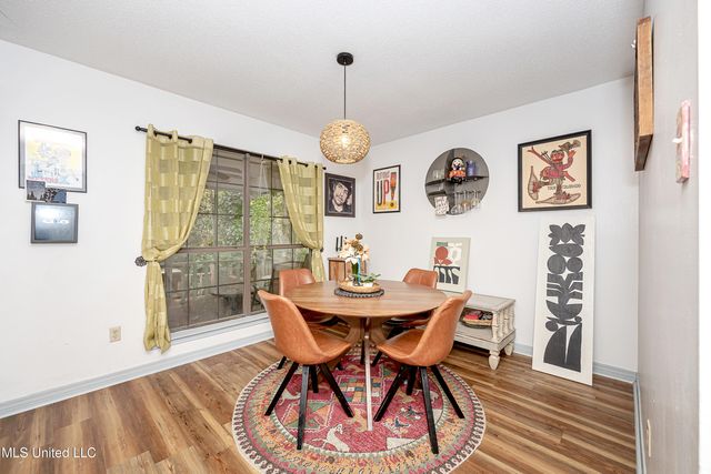 109 Reynolds Circle, Ocean Springs, MS 39564