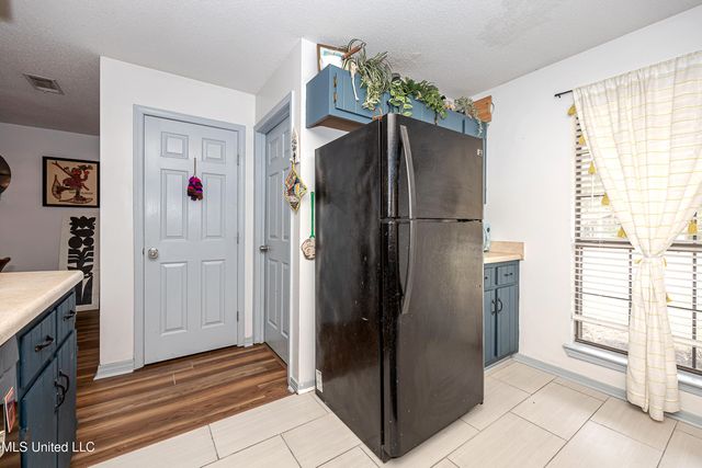 109 Reynolds Circle, Ocean Springs, MS 39564