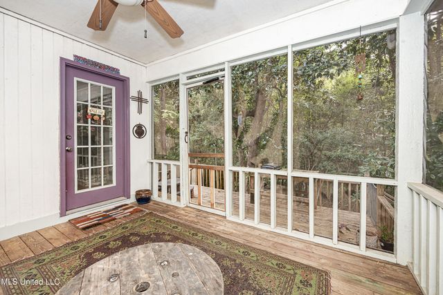 109 Reynolds Circle, Ocean Springs, MS 39564