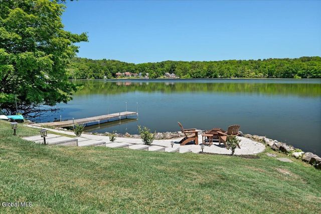 110 Stewart Point Road, Nassau, NY 12123